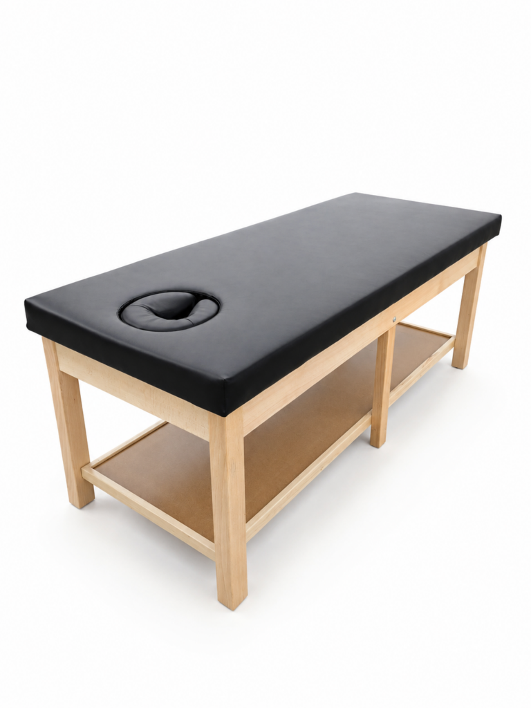 Table de massage professionnelle en bois avec matelas noir Table de massage professionnelle en bois avec matelas noir et ouverture faciale